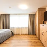 By Hofer - Summer Card Included Lejlighedshotel Kaprun