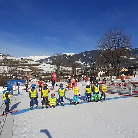 By Hofer - Ski-in Ski-out Апарт-готель 3*