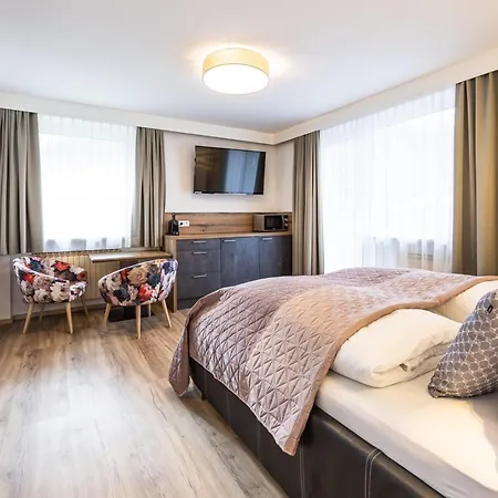 By Hofer - Ski-in Ski-out