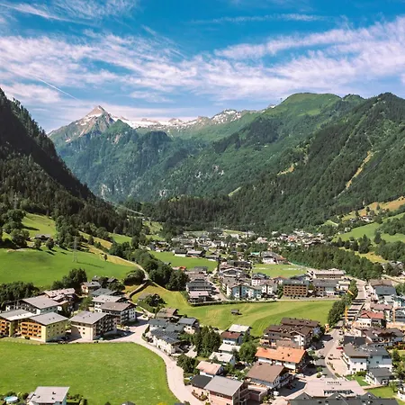 Апарт-готель By Hofer - Ski-in Ski-out 3*