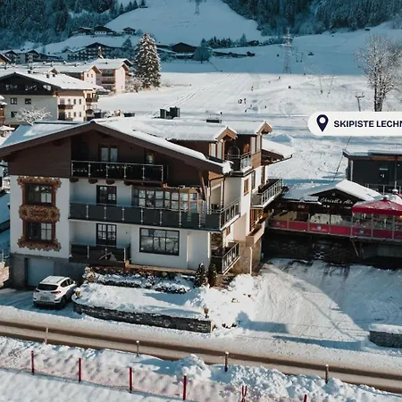 By Hofer - Ski-in Ski-out 3* Капрун